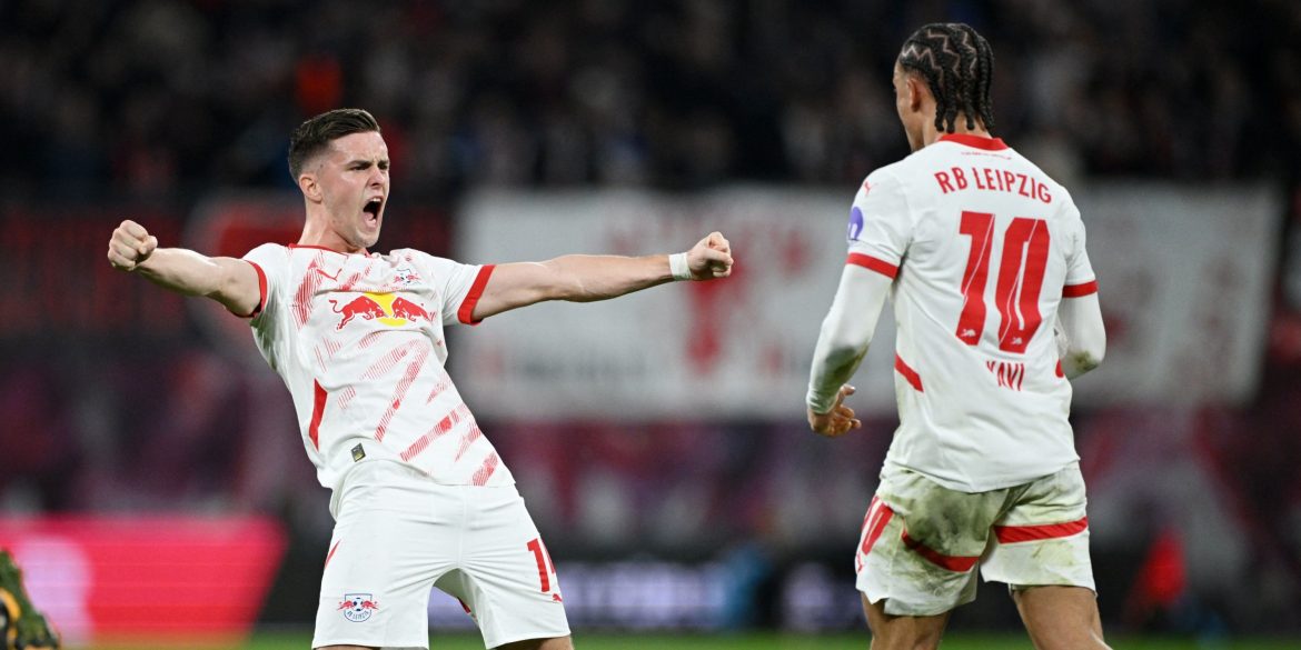 Man Utd eye big money midfielder move for £25m more than he cost in January