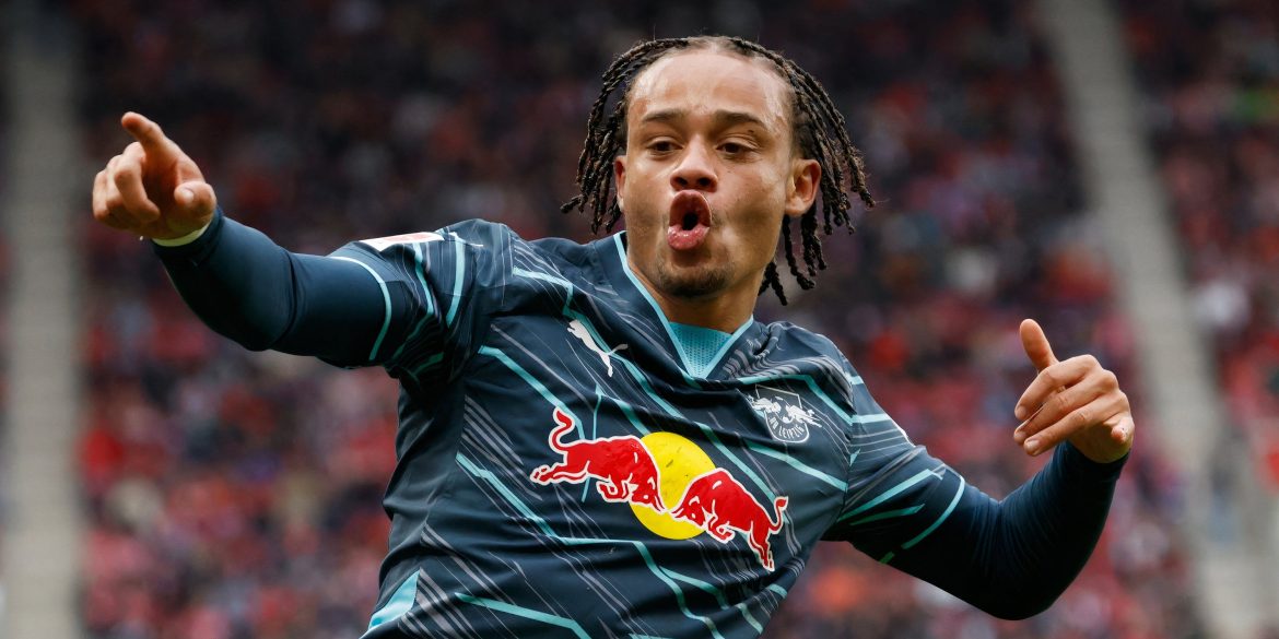 Chelsea have struck gold on "insane" star who's worth more than Simons