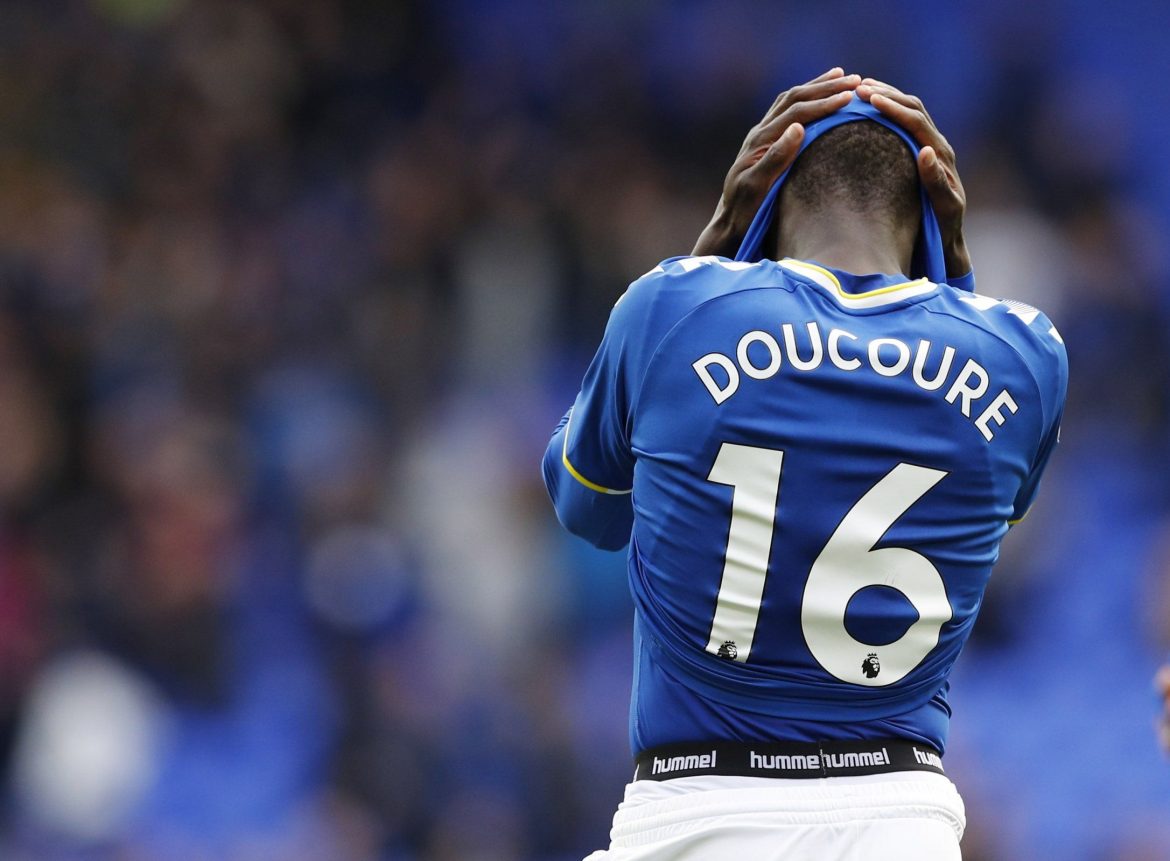 Everton receive big injury boost