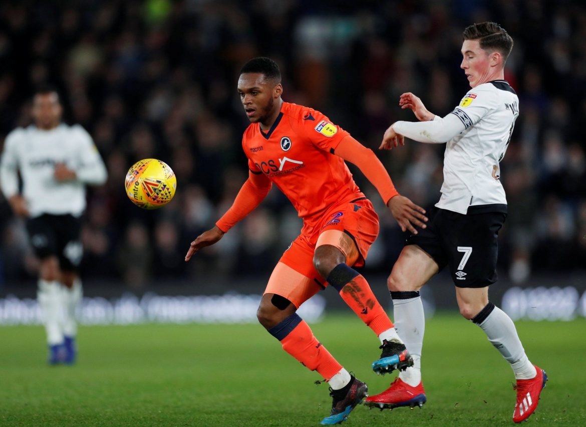 Sunderland must sign Mahlon Romeo