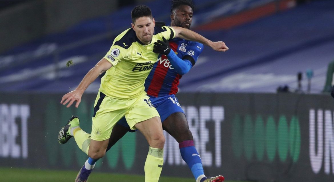 Steve Bruce set to welcome Newcastle’s Federico Fernandez back vs Man City